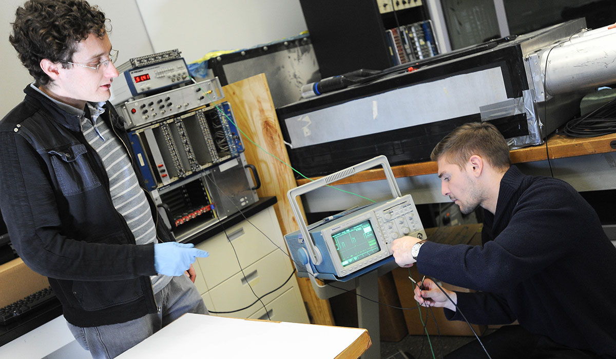 Students in physics lab