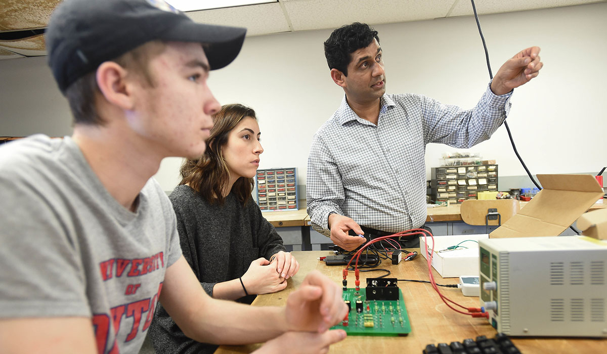 Students in physics lab